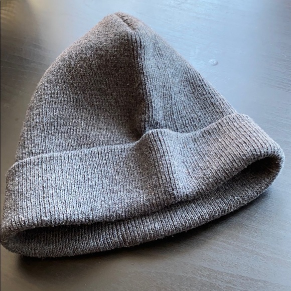 Plain Gray Beanie - Picture 4 of 8